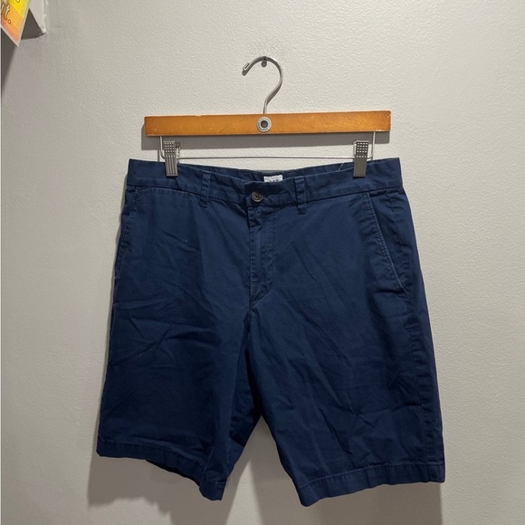 Bundle of Casual Shorts (30) - Picture 4 of 5